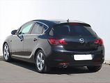 Opel Astra (2010) 1.4 T, Tempomat, Park. senzory - náhled 3