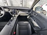 Volvo XC60 B5 AWD / ČR / 1. maj // výhřev - náhled 16