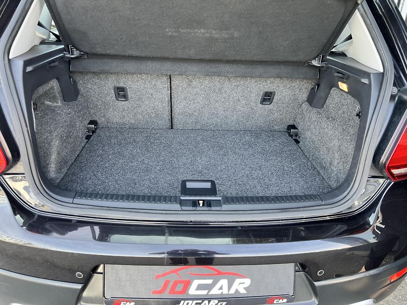 Volkswagen Polo Cross 1.0MPi 55kw TEMPOMAT ALU - fotka 29 z 49