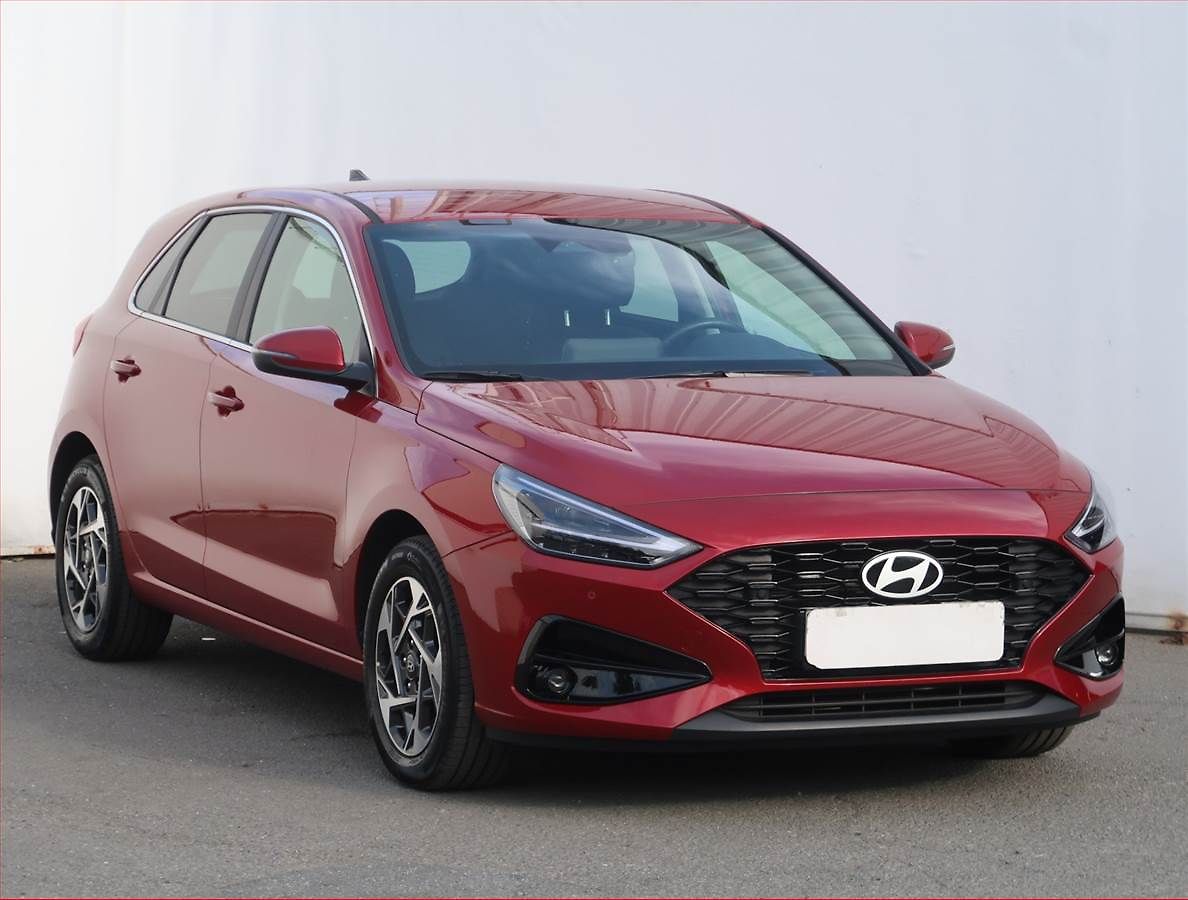 Hyundai i30 Style 1.5 DPI, ČR,1.maj