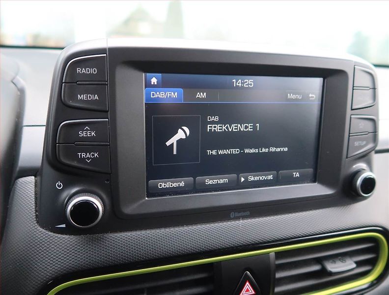Hyundai Kona (2018) 1.0 T-GDI, Serv.kniha, Kůže - fotka 12 z 17