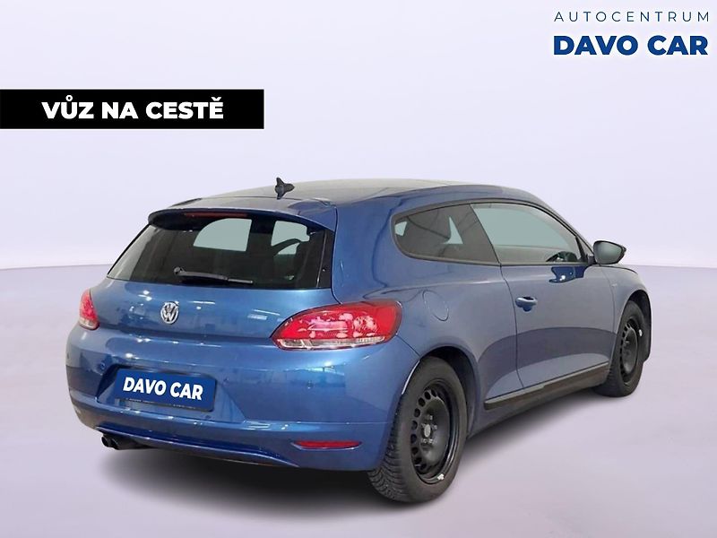 Volkswagen Scirocco 2,0 TDI 103kW Xenon Panorama - fotka 4 z 12