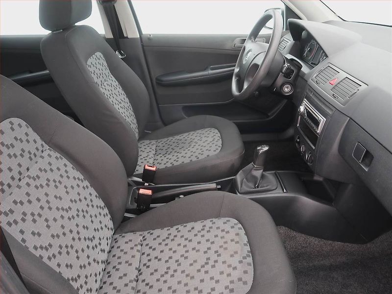 Škoda Fabia (2005) 1.2 12V, po STK, levný provoz - fotka 9 z 16