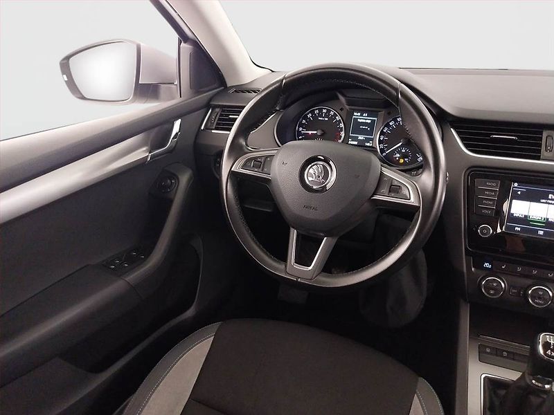 Škoda Octavia (2016) Joy 2.0 TDI, 4X4, Serv.kniha - fotka 7 z 26