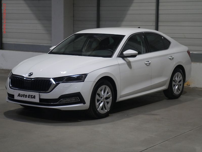 Škoda Octavia (2024) 2.0 TDi, 1.maj,ČR, Style - fotka 3 z 21
