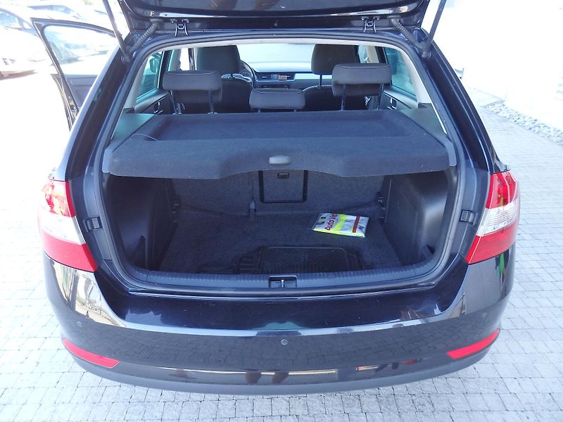 Škoda Rapid 1.2 TSI 63 kW DIGI. KLIMA - fotka 9 z 16