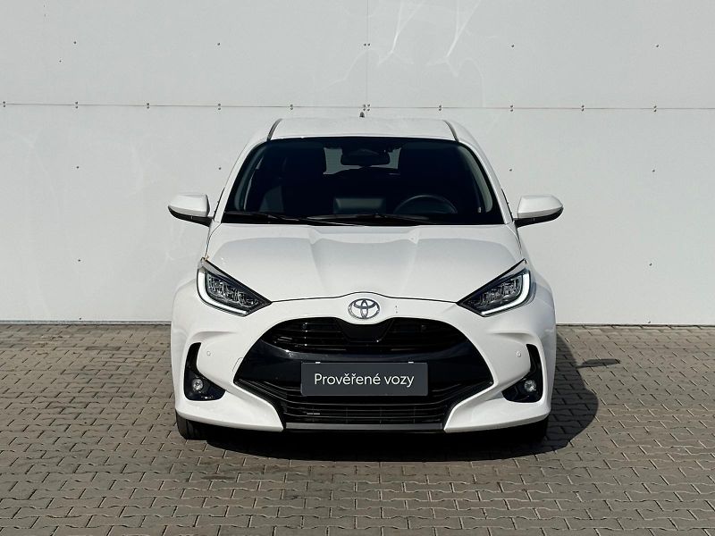 Toyota Yaris 1.5 HSD e-CVT Style - fotka 4 z 27