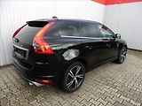 Volvo XC60 2.4 D5 R-Design AWD M/T Navi - náhled 3