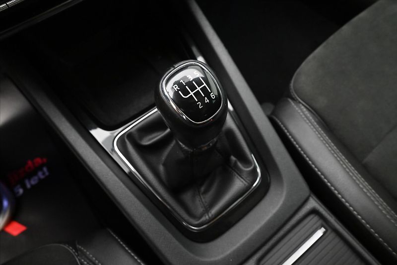 Škoda Octavia 1,5 TSI 110kW Style Manuál Zár - fotka 22 z 32