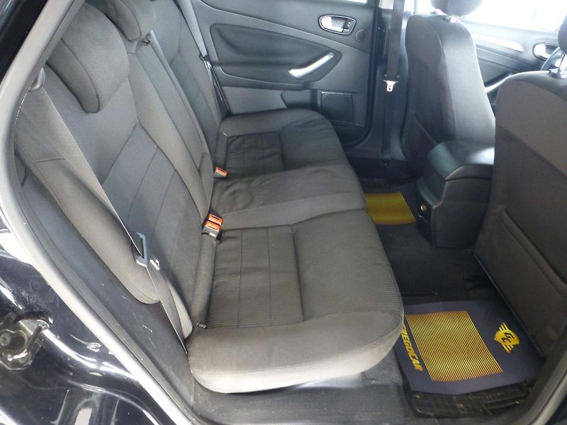 Ford Mondeo (2008) 2,0TDCI*DIGIKLIMA***ALU**TAŽNÉ - fotka 22 z 25