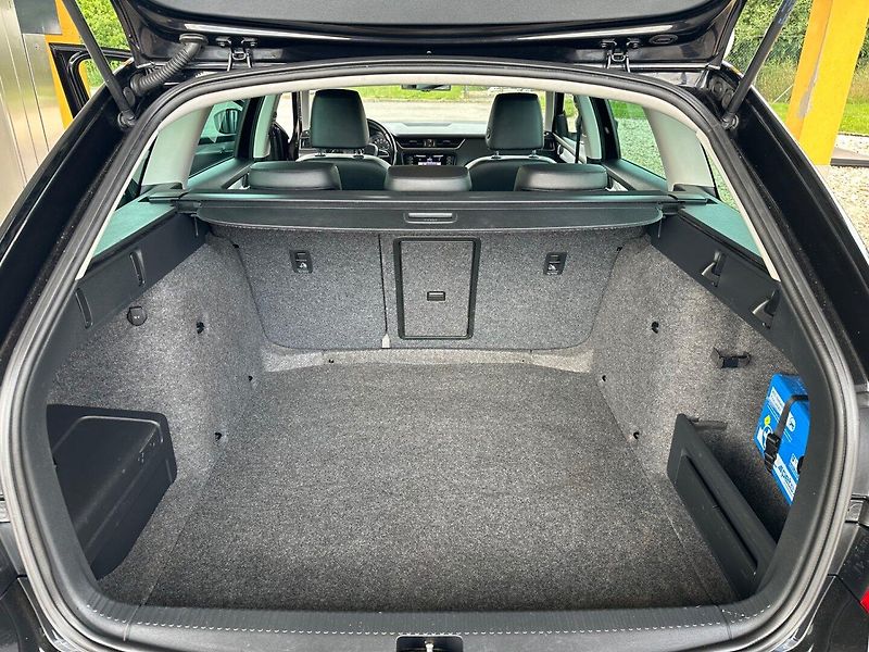 Škoda Octavia (2013) 1.4TSi 103kW,PO VELKÉM SERVISU - fotka 17 z 17