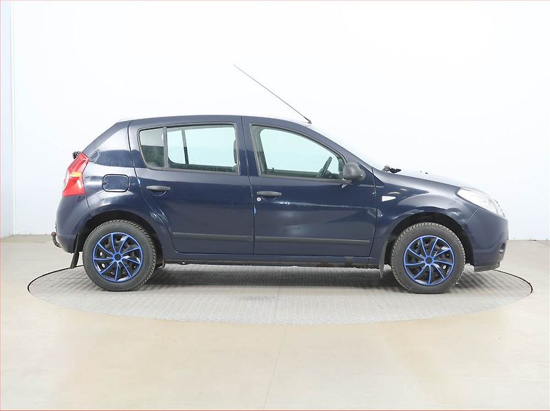 Dacia Sandero (2012) 1.2 16V, po STK, Tažné - fotka 6 z 13