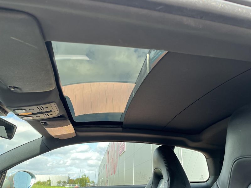 Alfa Romeo Brera 3.2 JTS ČR - fotka 27 z 37