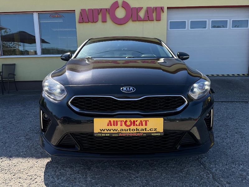 Kia Ceed (2019) 1.4T-GDI/GT-LINE/1MAJ/ČR/DPH - fotka 8 z 36
