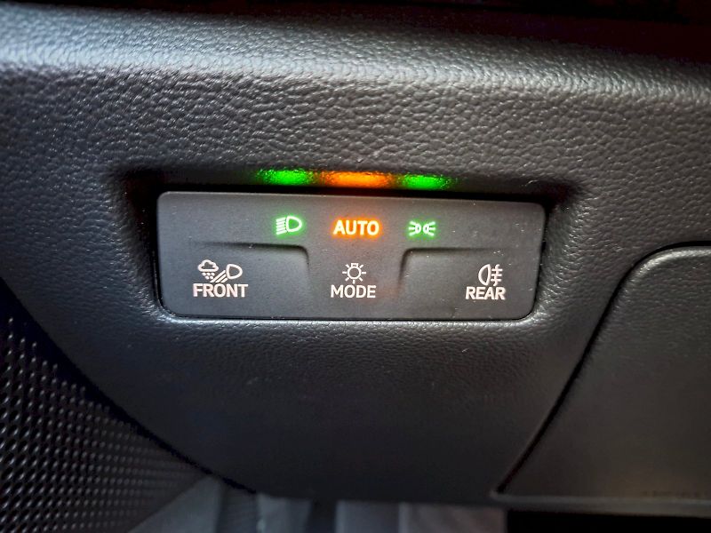 Škoda Superb (2024) Combi L&K DSG 2,0TDi 110kW - fotka 29 z 34