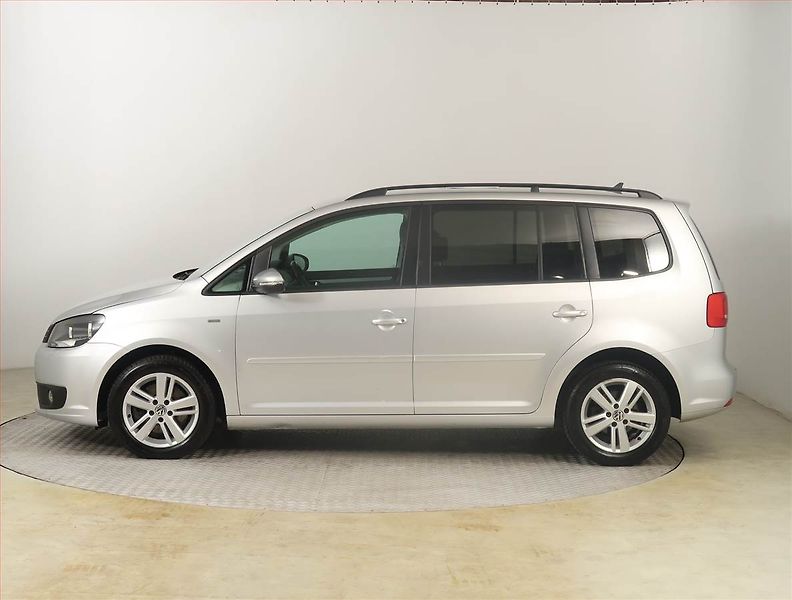Volkswagen Touran (2012) Comfortline 1.4 TSI, Navi - fotka 3 z 19