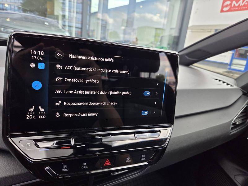 Volkswagen ID.3 (2022) Pro 150kW 62kWh - fotka 22 z 34
