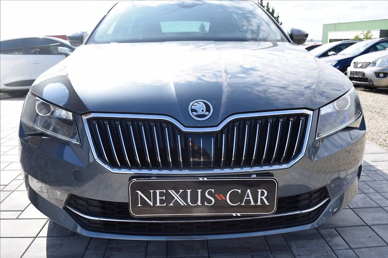 Škoda Superb 2,0 TDI 110KW NÍZKÉ KM DSG - fotka 2 z 50
