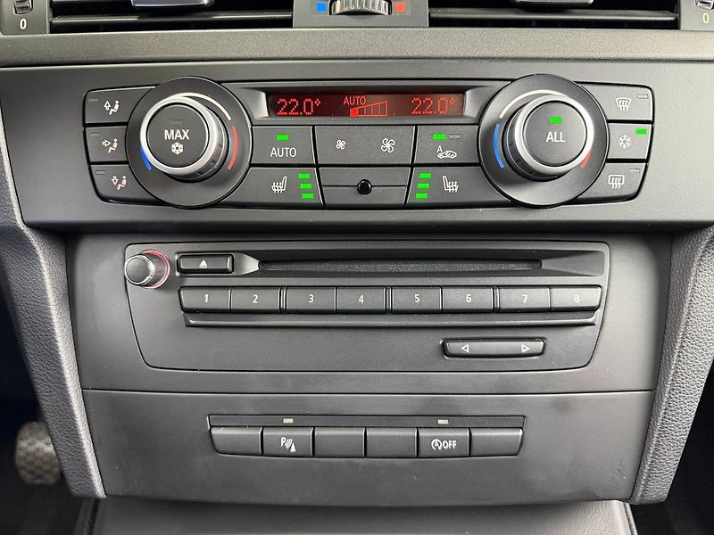 BMW M3 COUPE, NAVIGACE, CARBON, SPORT - fotka 18 z 24