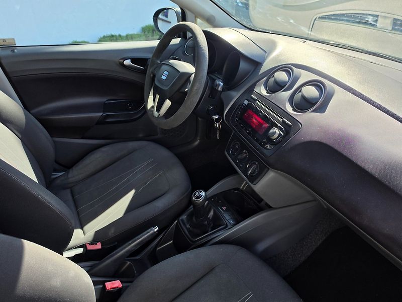 Seat Ibiza (2011) 1.4 i Rozvody - fotka 10 z 27