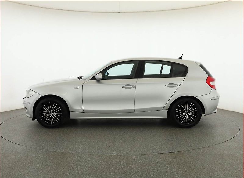 BMW Řada 1 (2005) 116i, nová STK, jezdí výborně - fotka 3 z 13