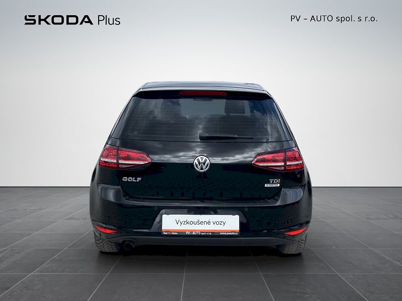 Volkswagen Golf (2015) 1.6 TDI 77 kW Comfortline - fotka 26 z 29