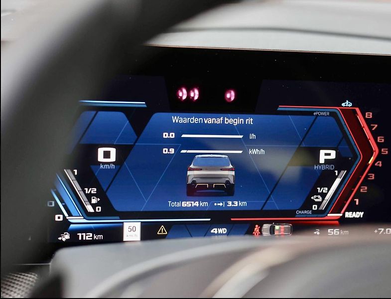 BMW XM (2023) 4.4 V8*Bowers&Wilkins - fotka 46 z 46
