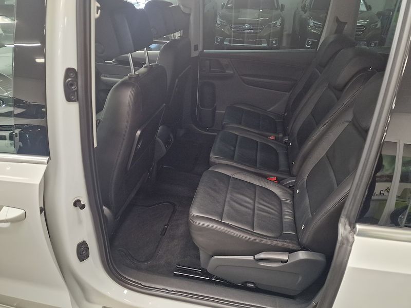 Volkswagen Sharan (2020) 130kW 4M GT DSG 2020 | Záruka - fotka 22 z 73