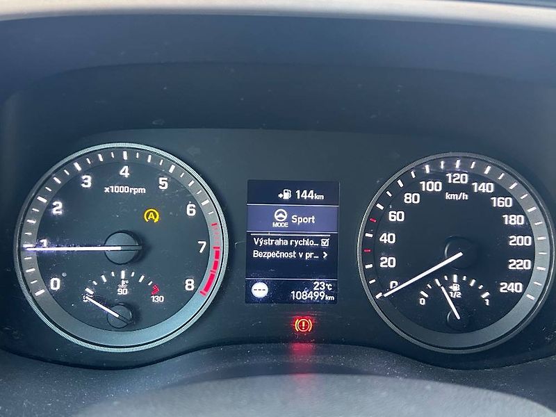 Hyundai Tucson 1,6 130 kw 1,6i - fotka 13 z 23