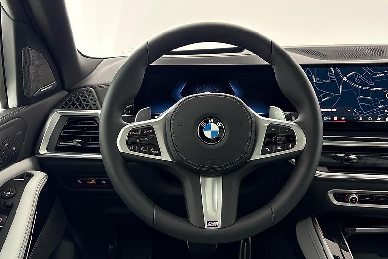 BMW X5 xDrive30d - fotka 24 z 30