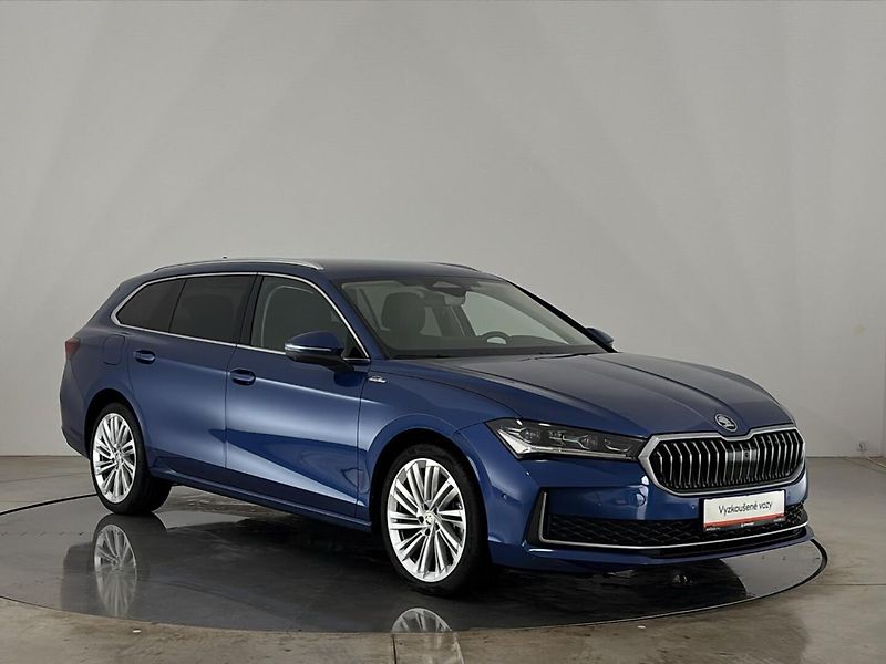 Škoda Superb L&K 4x4 DSG - fotka 14 z 30
