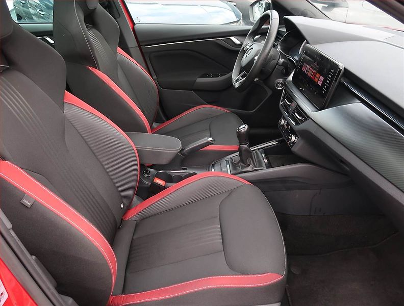 Škoda Kamiq (2023) Monte Carlo 1.5 TSI - fotka 9 z 23
