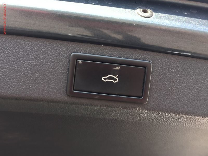 Škoda Octavia (2017) 1.8 TSi, Drive, DSG, LED, - fotka 24 z 25
