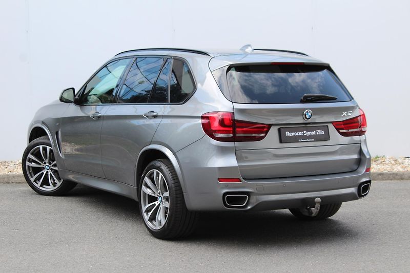 BMW X5 xDrive30d, CZ - fotka 8 z 22