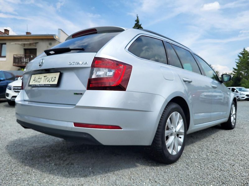 Škoda Octavia 1.5 G-TEC CNG DSG STYLE EXTRA - fotka 39 z 46