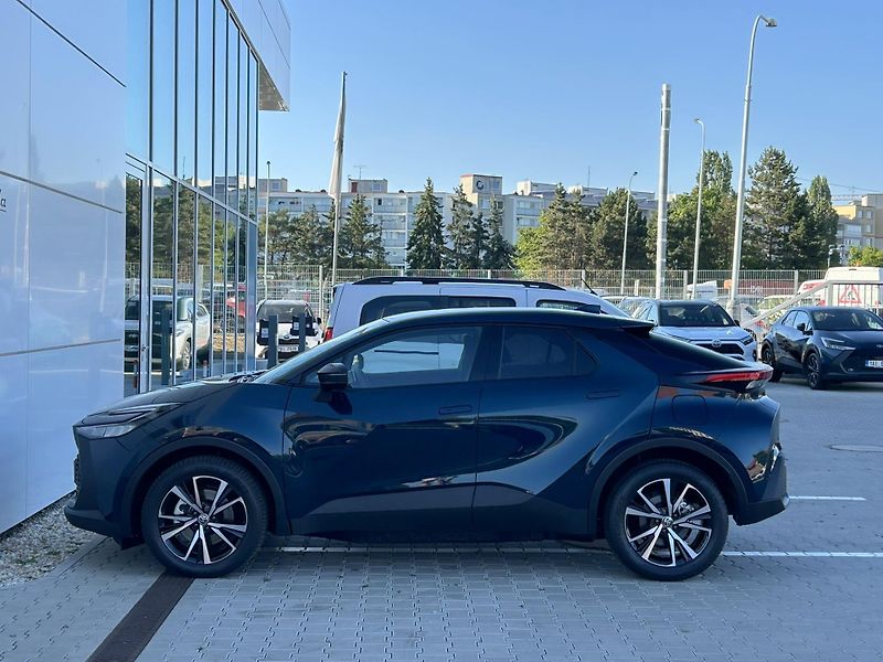 Toyota C-HR (2026) STYLE 2,0 PHEV AT 220k - fotka 11 z 14