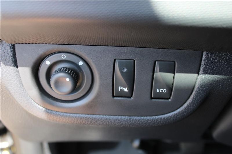 Dacia Sandero 0,9 TCe  STEPWAY, TOP, ČR - fotka 26 z 31