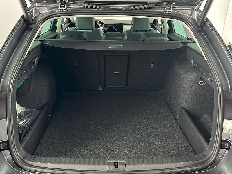 Škoda Octavia (2025) Combi 2.0TDI 85kW Top Selectio - fotka 27 z 30
