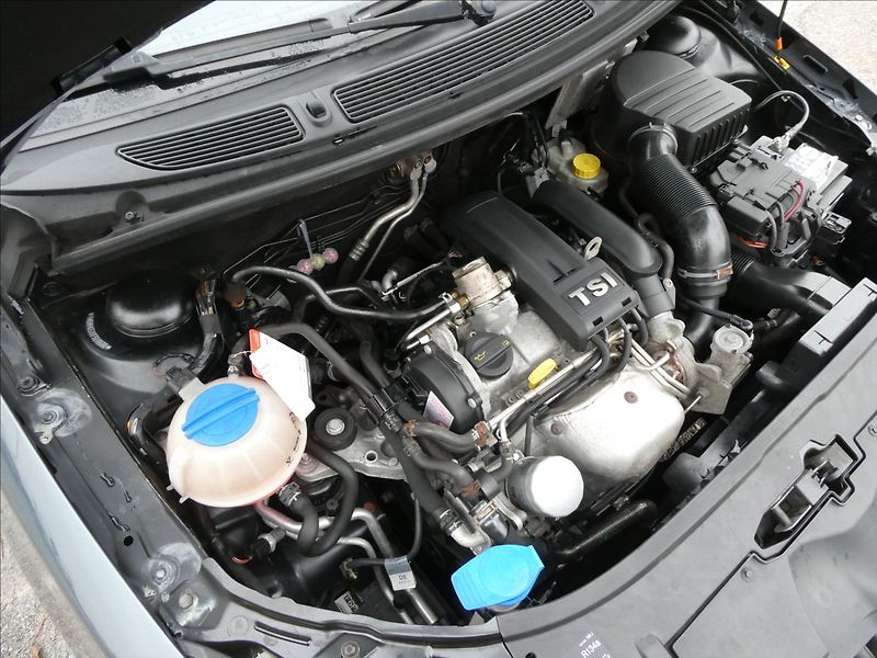 Škoda Roomster 1,2 TSi autom.klima,po servise - fotka 32 z 37