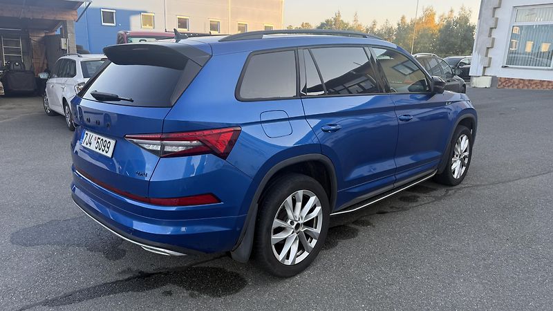 Škoda Kodiaq (2023) 2.0 TDI SPORTLINE 4X4 78TIS KM - fotka 6 z 22