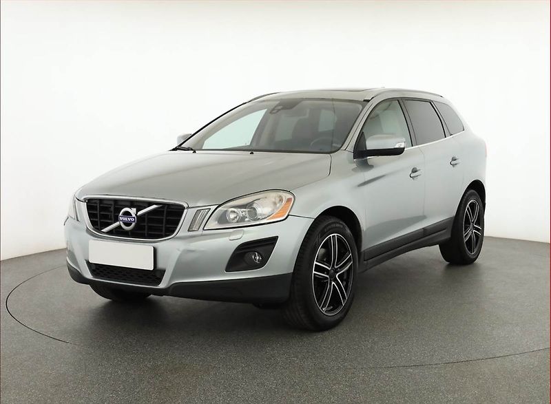 Volvo XC60 (2009) 2.4 D, 4X4, Automat, po STK - fotka 2 z 15