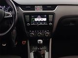 Škoda Octavia (2016) RS 2.0 TDI, Serv.kniha, Kůže - náhled 12