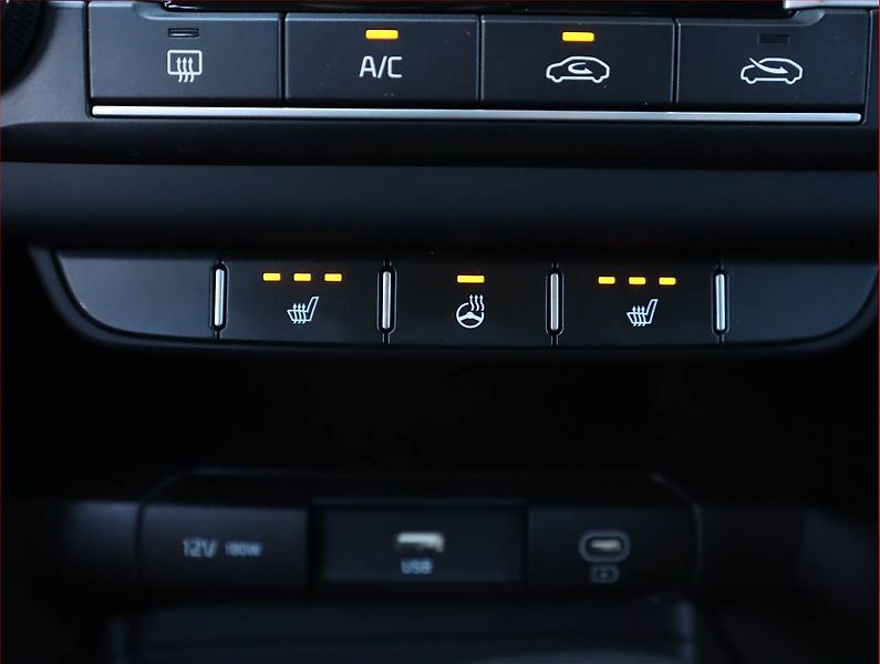 Kia Ceed (2024) Spin 1.5 T-GDI - fotka 23 z 23