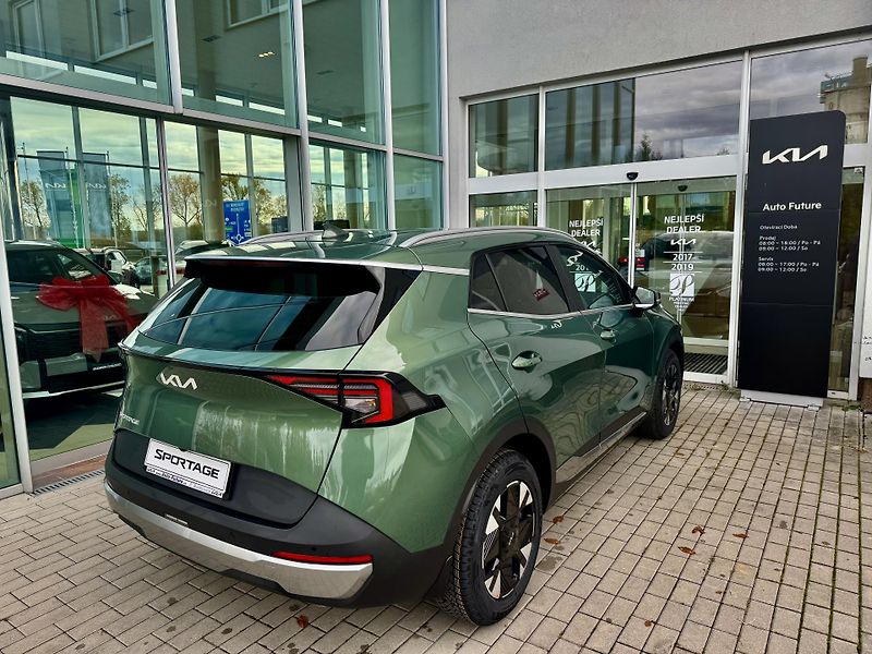 Kia Sportage (2026) NQ5 1,6 T-GDi 4x2 EXCL. + PLUS - fotka 3 z 6