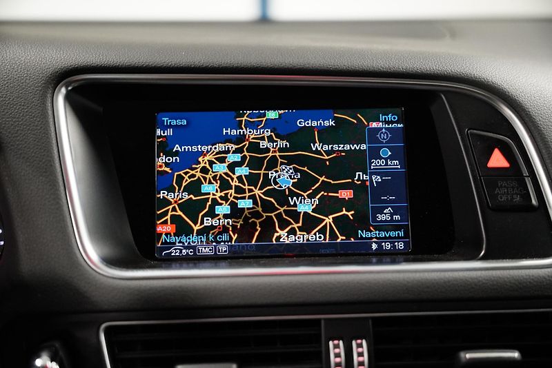 Audi Q5 - fotka 22 z 30