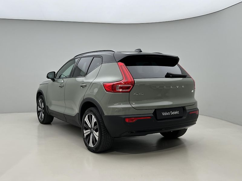 Volvo XC40 RECHARGE CORE AUT - fotka 11 z 46