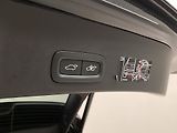 Volvo XC40 T2 MOMENTUM REZERVACE - náhled 30