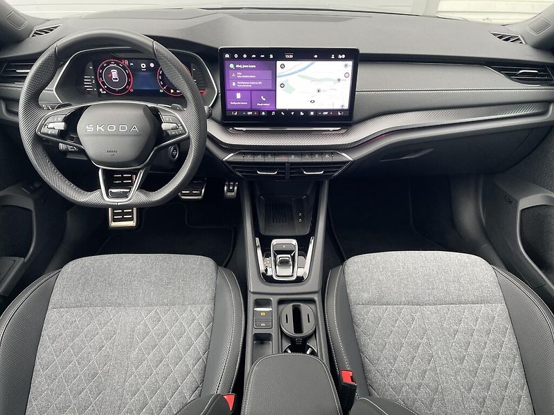 Škoda Octavia 2,0 TSi - fotka 9 z 23