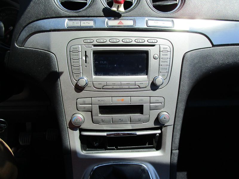 Ford S-MAX 1,8D-92KW-NOVÁ BATERIE - fotka 11 z 12
