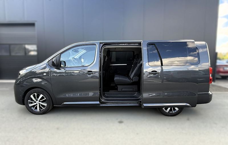 Toyota ProAce Family 8S - fotka 3 z 8